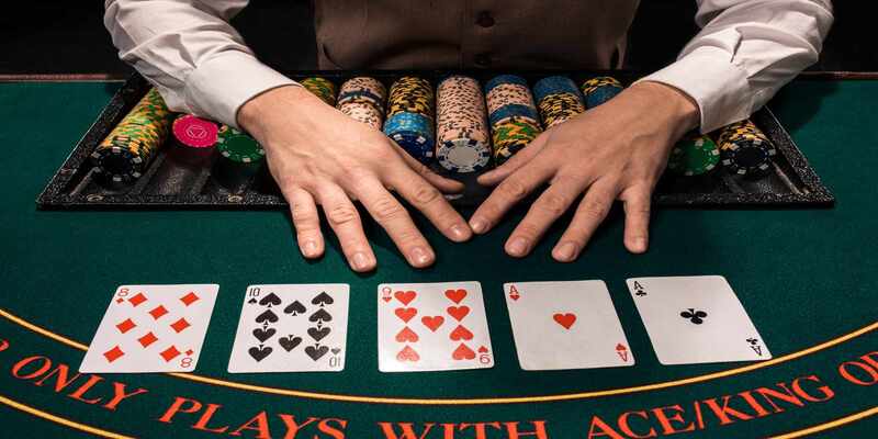 Trò chơi thuộc sảnh casino với sự tham gia của 2 đến 10 người